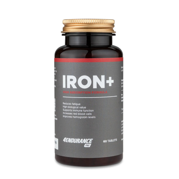 4Endurance Pro Iron+ - 60 capsules, schwarze Flasche mit goldfarbenem Verschluss und rotem Etikettband, unterstützt die Immunfunktion und reduziert Müdigkeit.